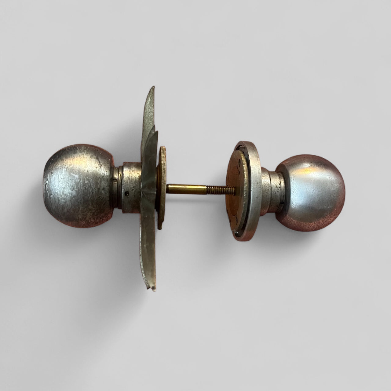 Mid-Century Schlage Starburst Doorknob Set (Non-Turning / Dummy Knob)