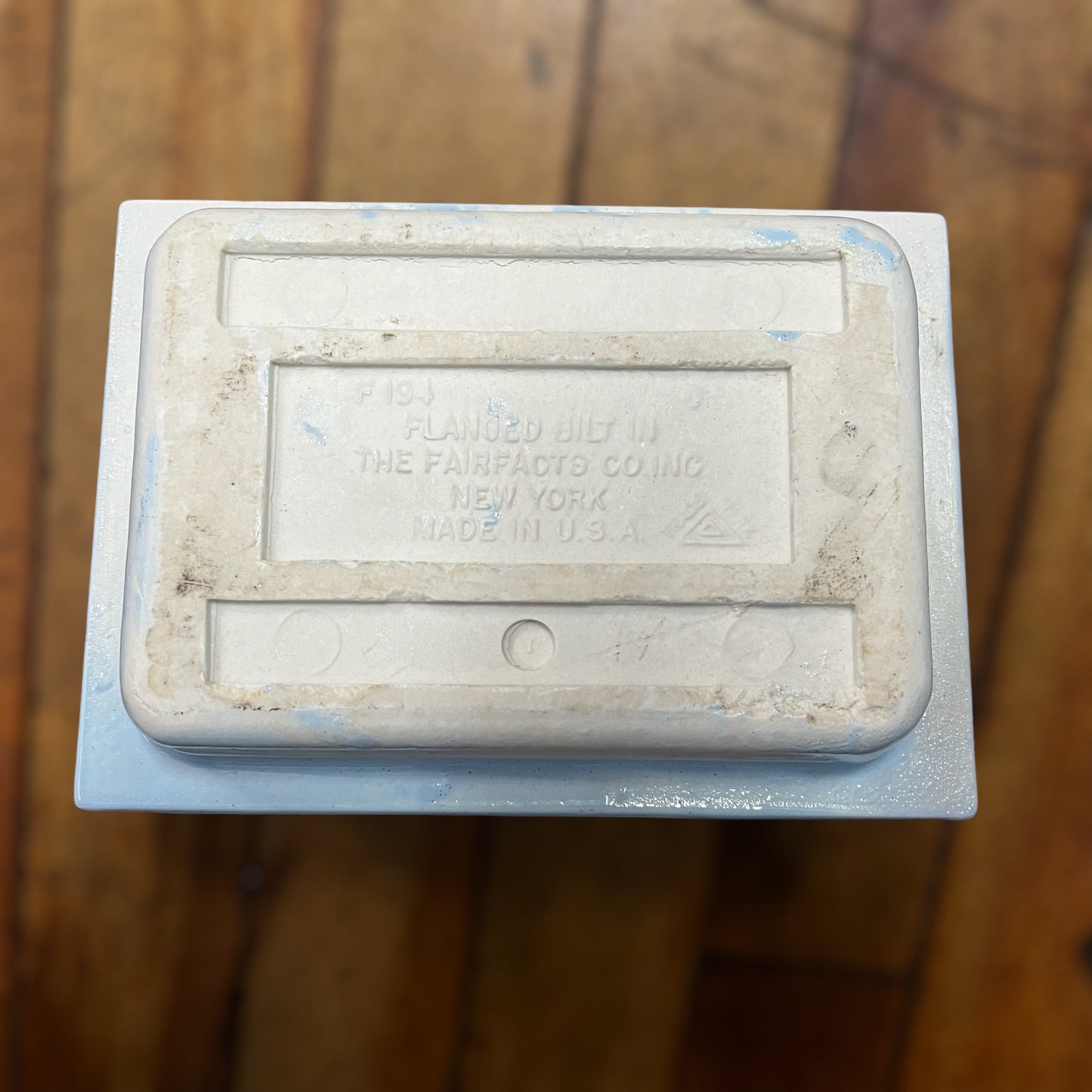 Vintage Light Blue Ceramic Tile-In Wall Mount Bathroom Soap Dish Grab Bar