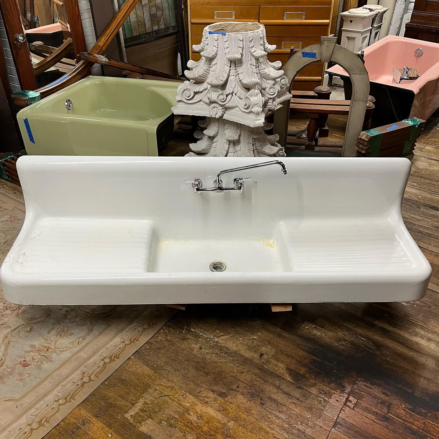 Antique Cast Iron Kitchen Sinks Antique Kitchen Sinks