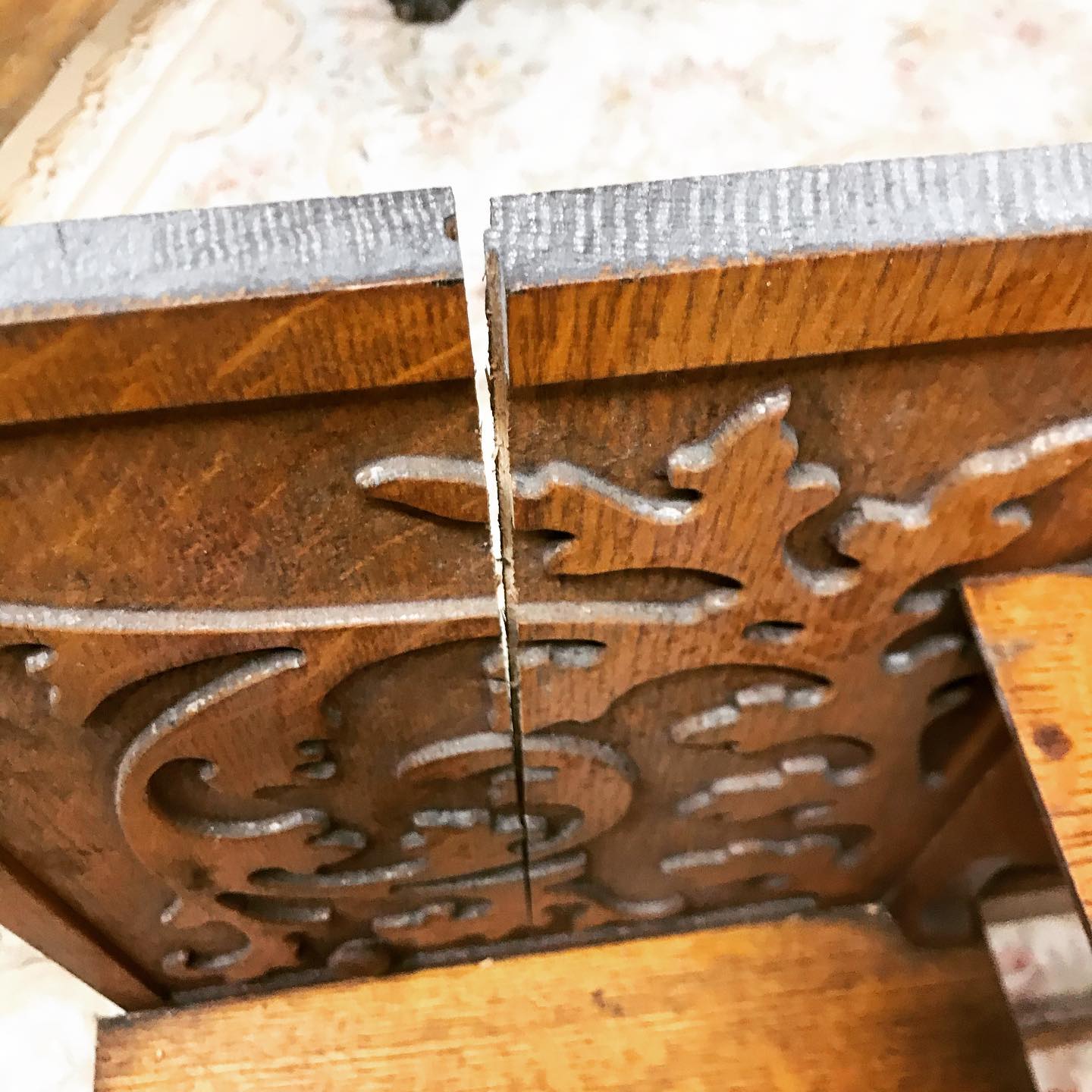 Antique Quarter Sawn Oak Mantel/Buffet Top
