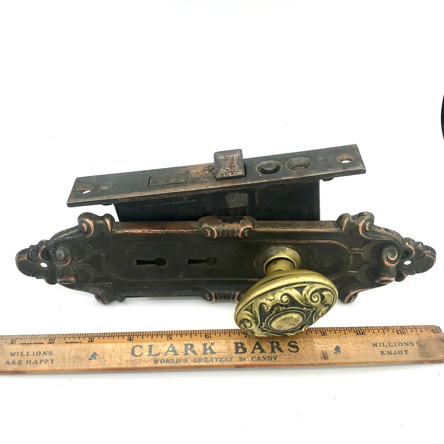 Yale & Towne Meridian c. 1910 Exterior Door Knob Set