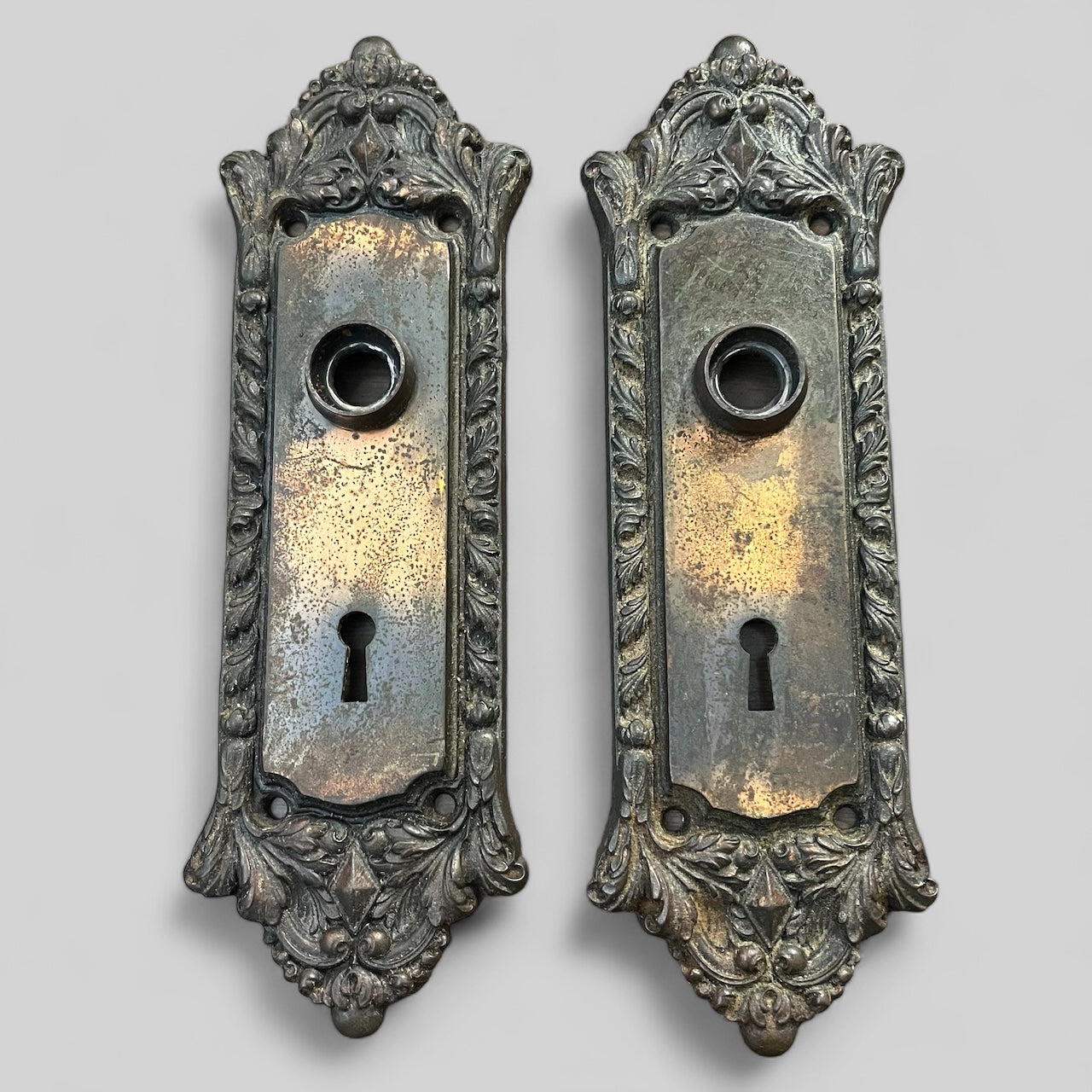 Antique c. 1905 Cast Iron Chatham Russell Erwin Russwin Romanesque Style Door Hardware Set