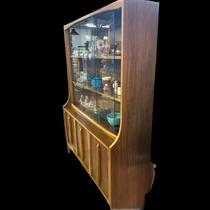 Vintage Mid Century Kroehler Buffet