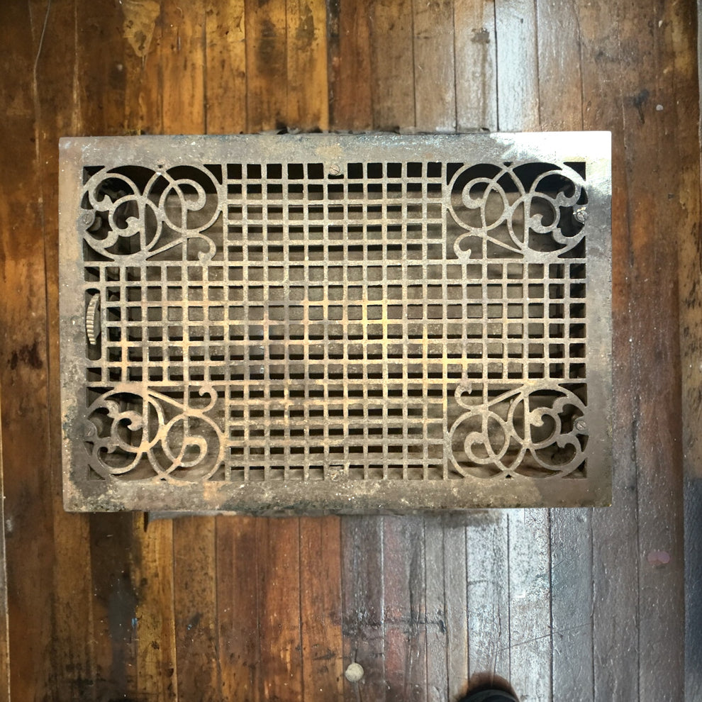 Large Antique Floor Register – Reclaimed Fort Wayne