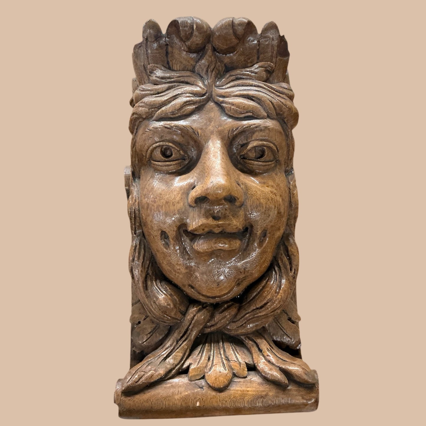 Gothic Plaster Wall Hanging Corbel