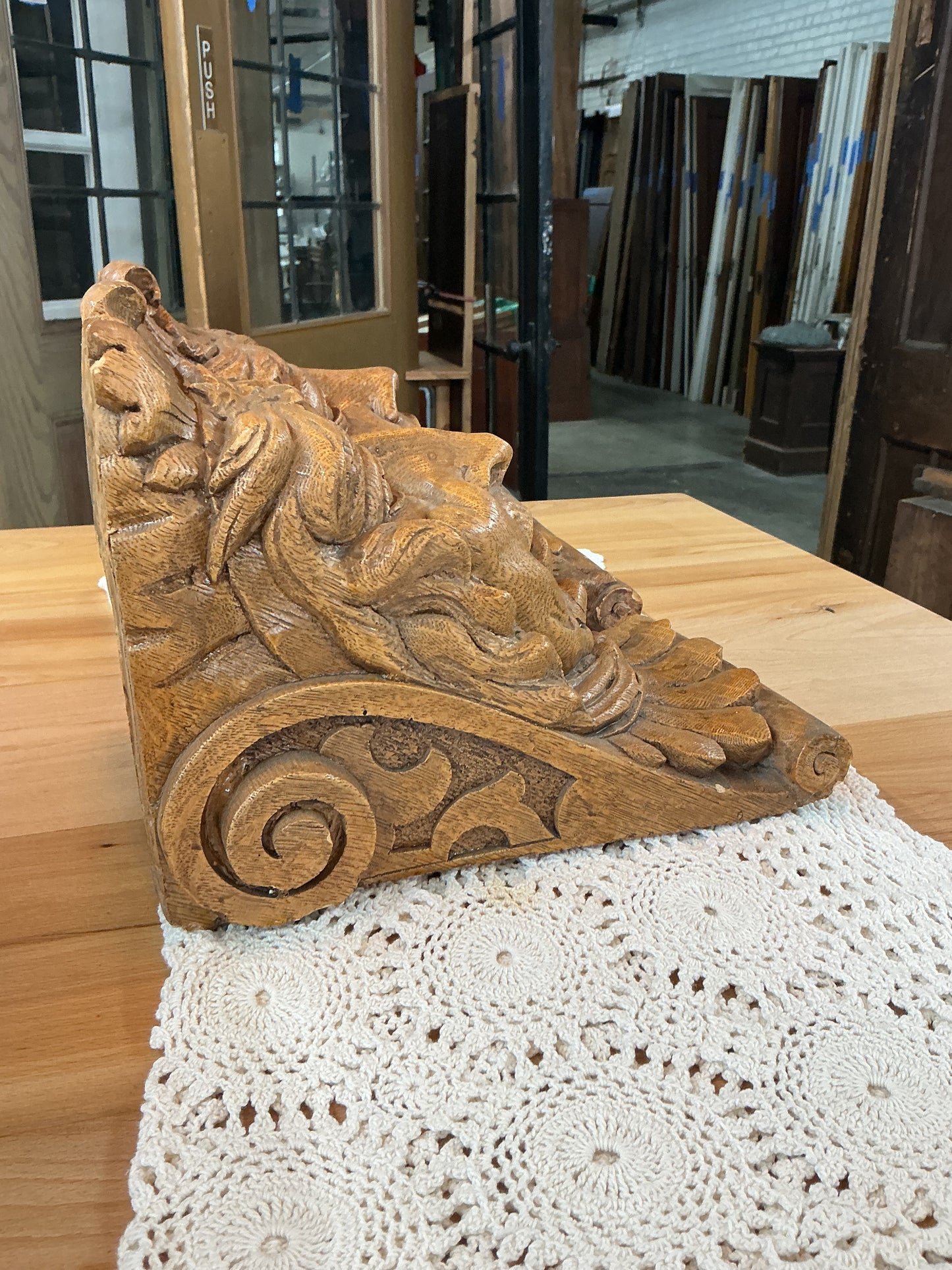 Gothic Plaster Wall Hanging Corbel