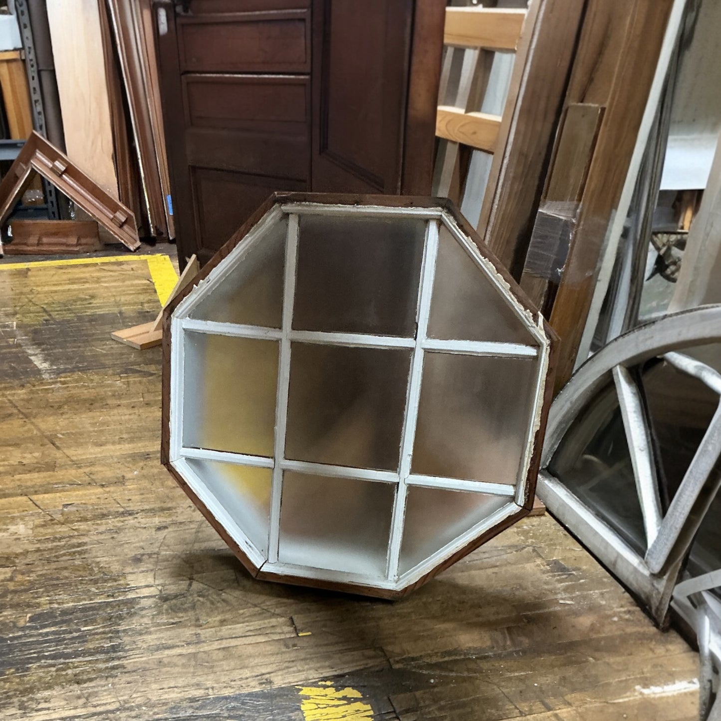 Vintage Octagonal Nine Pane Window(Obscure Glass)