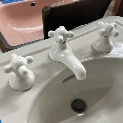Antique Porcelain Pedestal Sink
