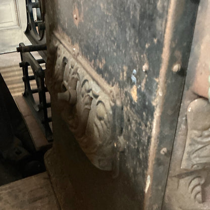 Antique Wood Burning Stove(Early 1900’s)