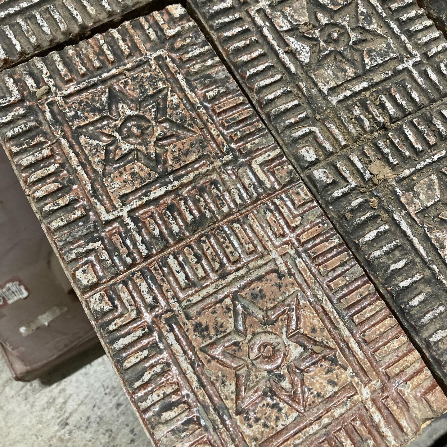 Nelsonville Salt-Glazed "Star" Bricks