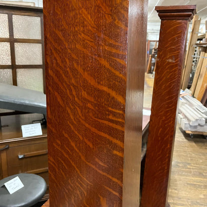 Quarter Sawn Oak Colonnade