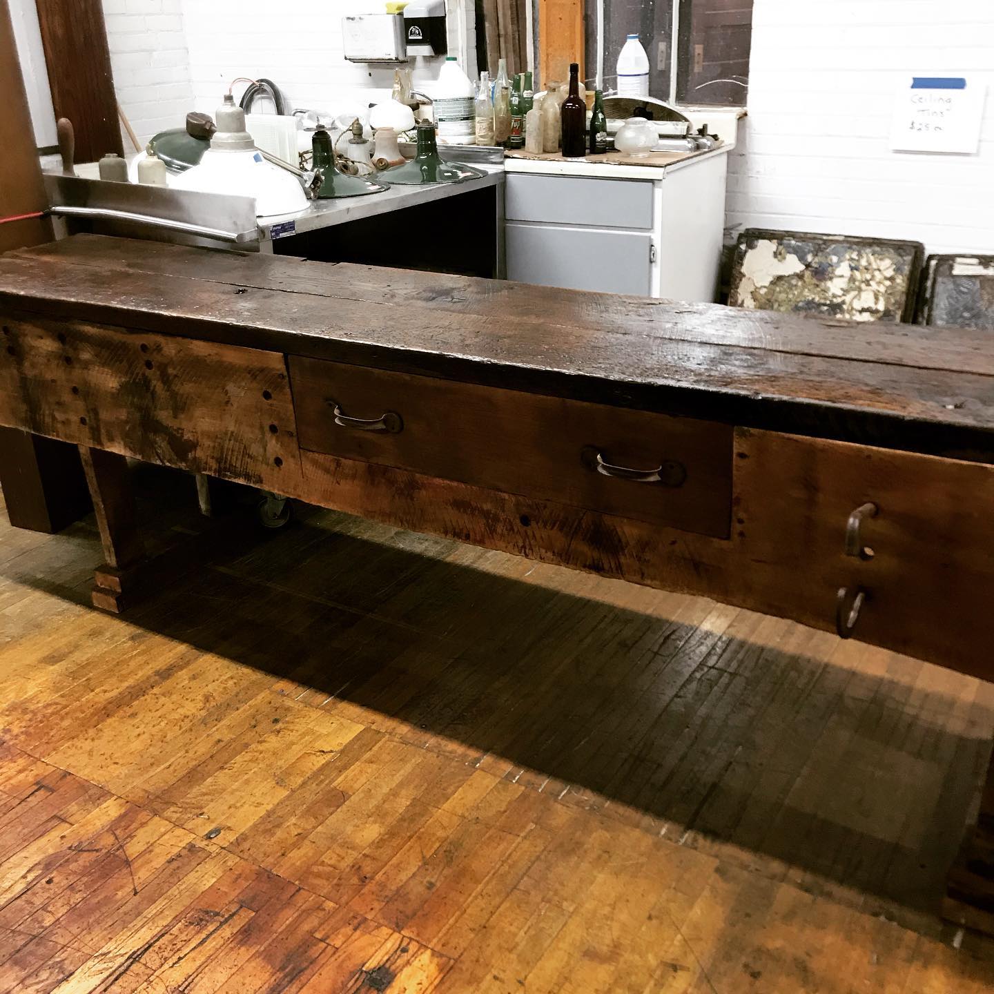 Antique Work Bench with Wood Screw Vise