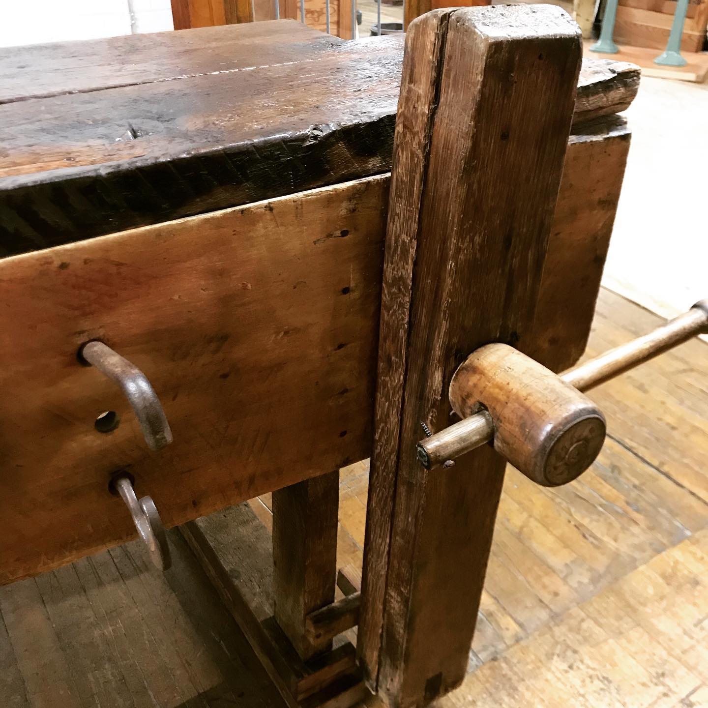 Antique Work Bench with Wood Screw Vise
