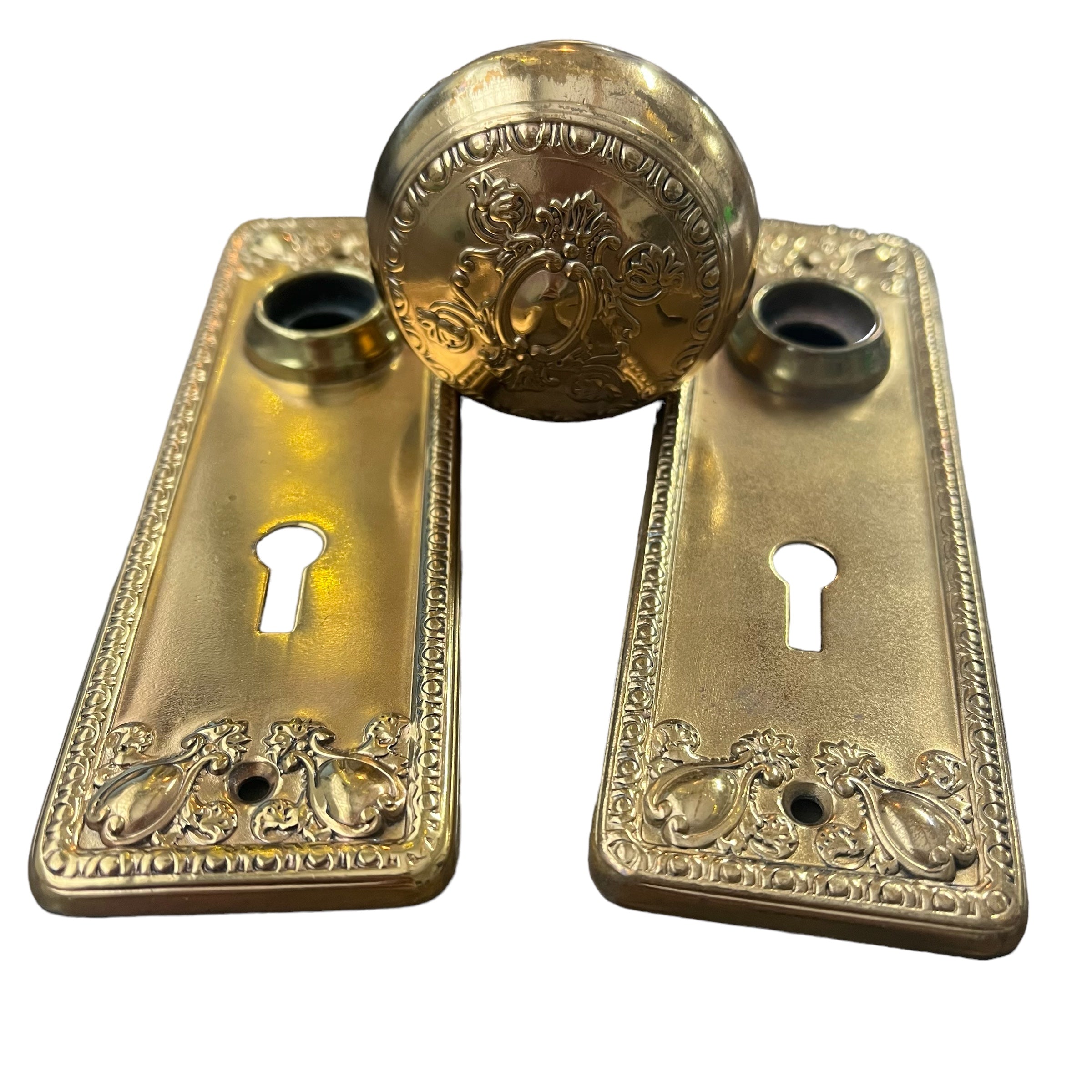 Antique Reading Creston c. 1900 Doorknob Set with Escutcheon Plates